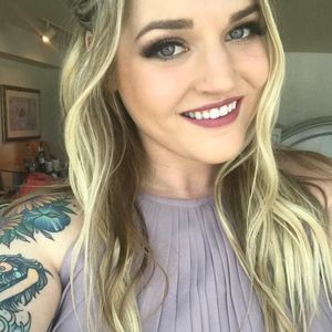 Meet your Posher, Kara